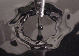 Illustration for article titled How to model a white hole in your kitchen sink